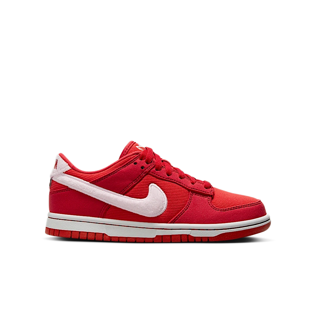 Nike Dunk Low Valentine's Day (2024)
