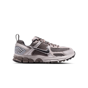 Nike Zoom Vomero 5 College Grey Black-Cave Stone